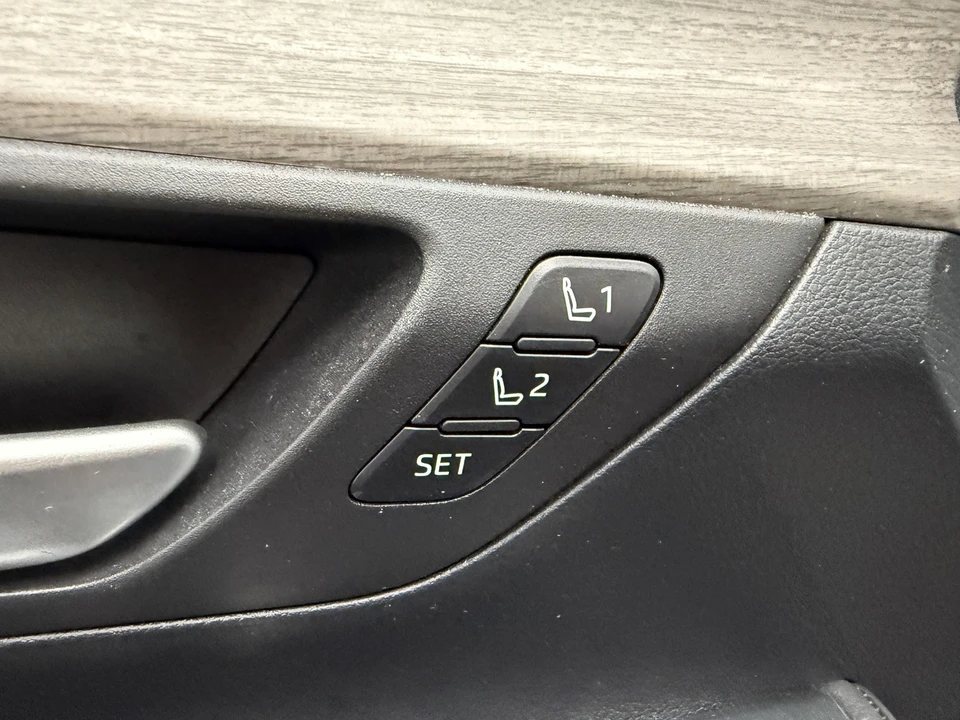 2024 Toyota Highlander - Image 13 of 21