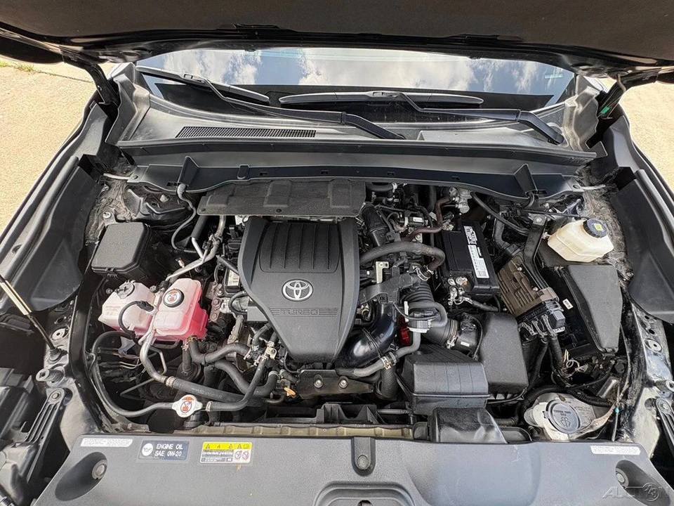 2024 Toyota Highlander - Image 20 of 24