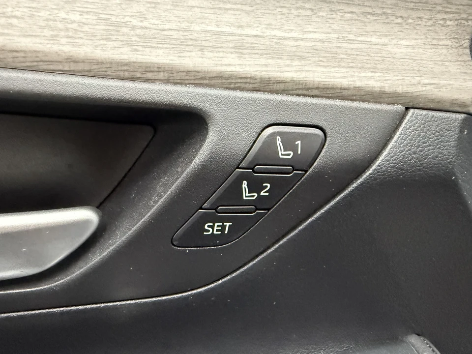 2024 Toyota Highlander - Image 13 of 21