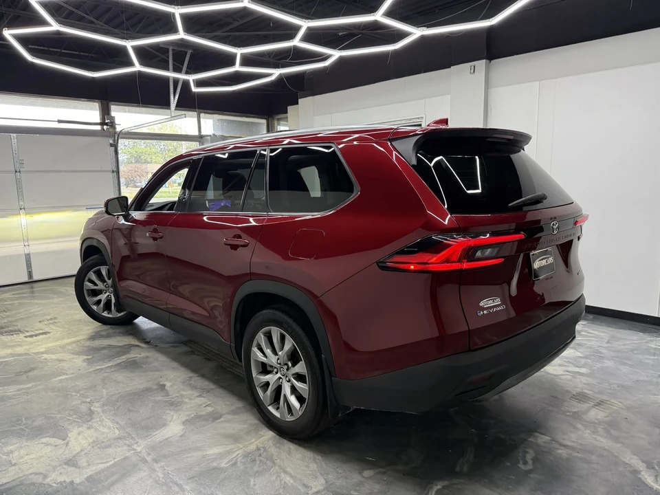 2024 Toyota Highlander - Image 3 of 21