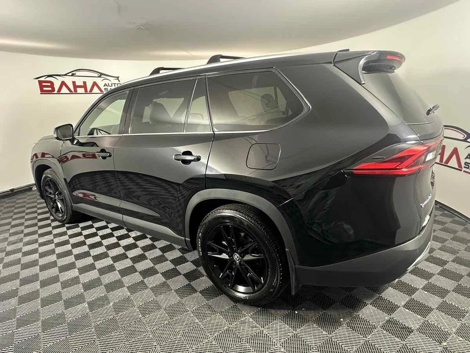 2024 Toyota Highlander - Image 5 of 21