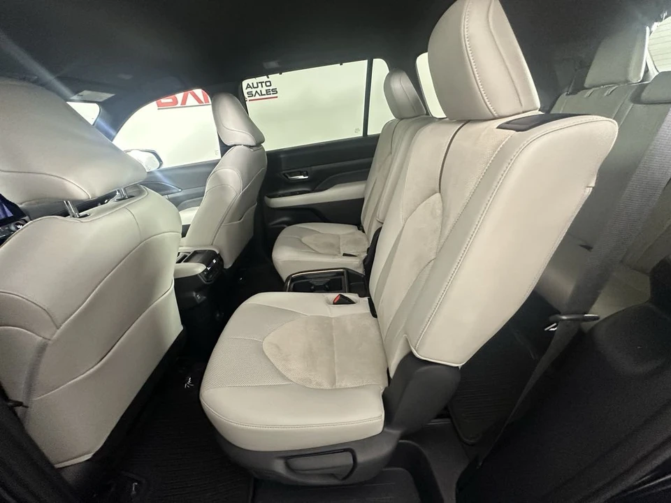 2024 Toyota Highlander - Image 21 of 21