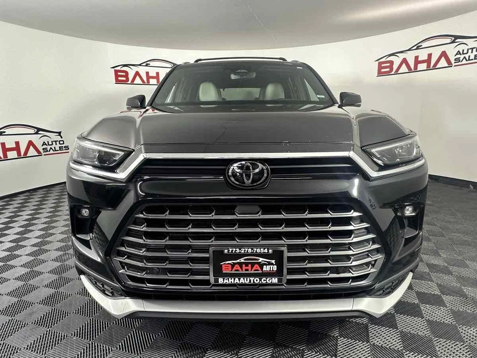 2024 Toyota Highlander - Image 14 of 21