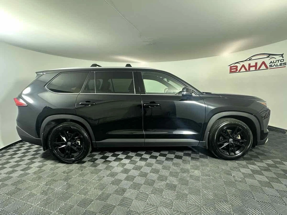 2024 Toyota Highlander - Image 10 of 31