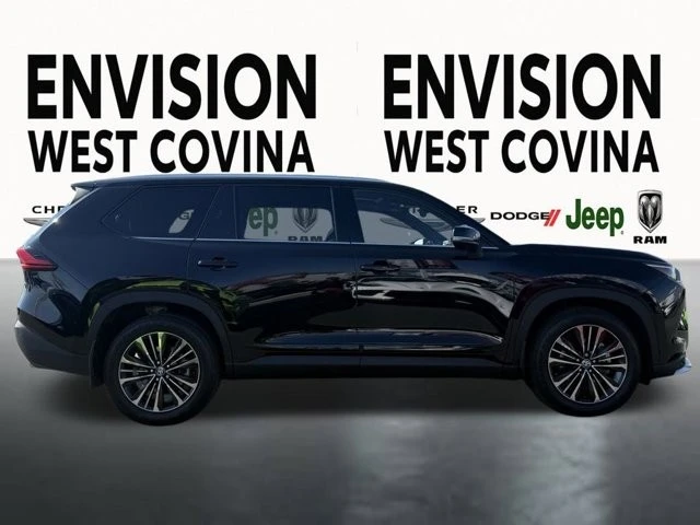2024 Toyota Highlander - Image 12 of 12