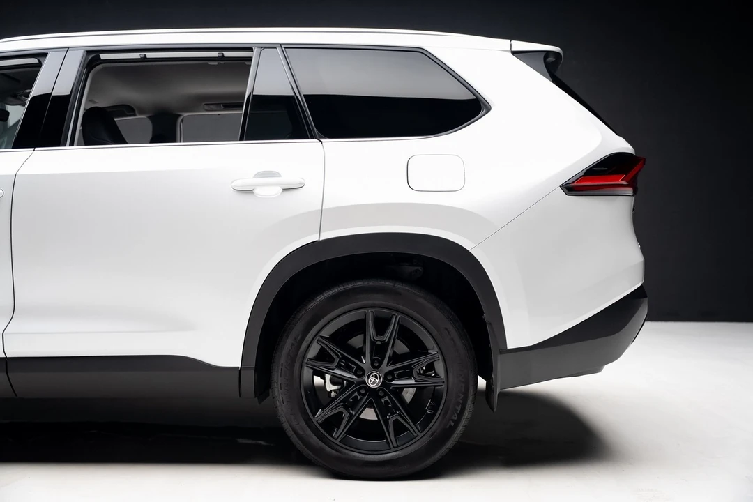 2024 Toyota Highlander - Image 19 of 21