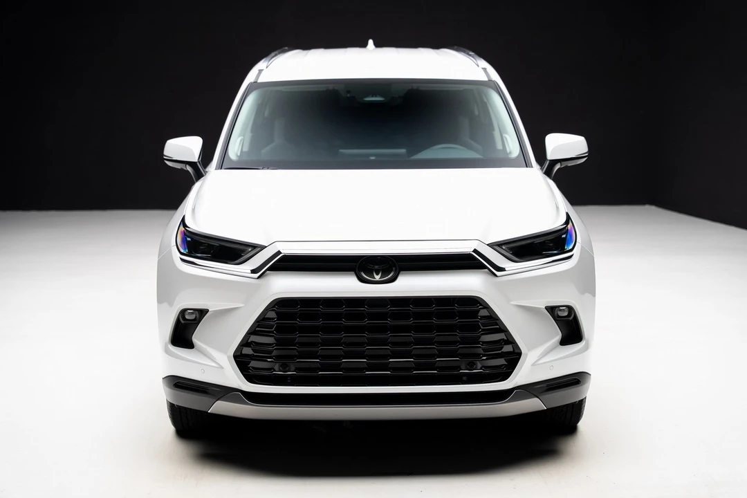 2024 Toyota Highlander - Image 5 of 21