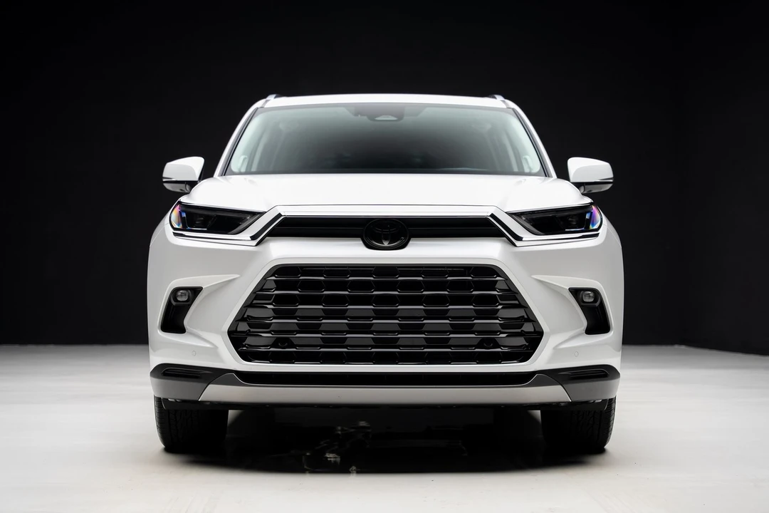 2024 Toyota Highlander - Image 7 of 21