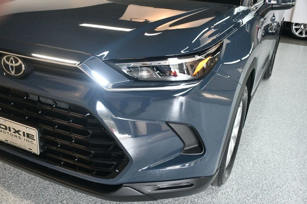 2024 Toyota Highlander - Image 11 of 12