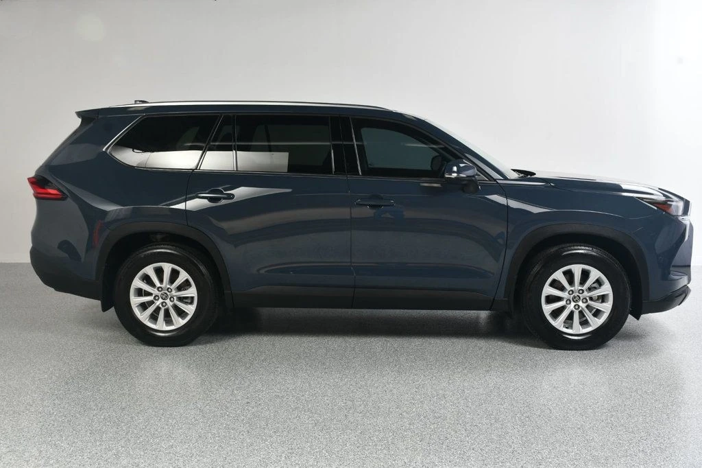 2024 Toyota Highlander - Image 4 of 12