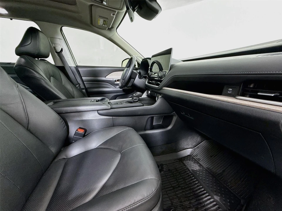 2024 Toyota Highlander - Image 7 of 13