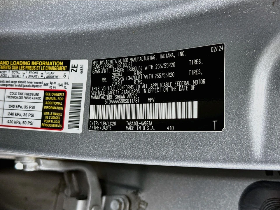 2024 Toyota Highlander - Image 9 of 13