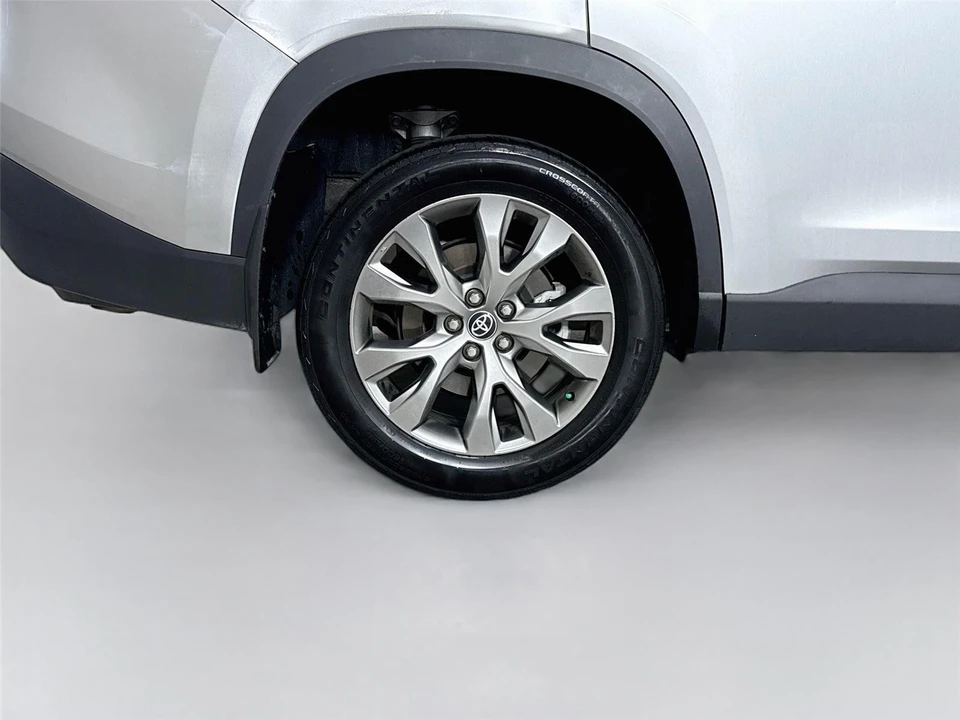 2024 Toyota Highlander - Image 12 of 13
