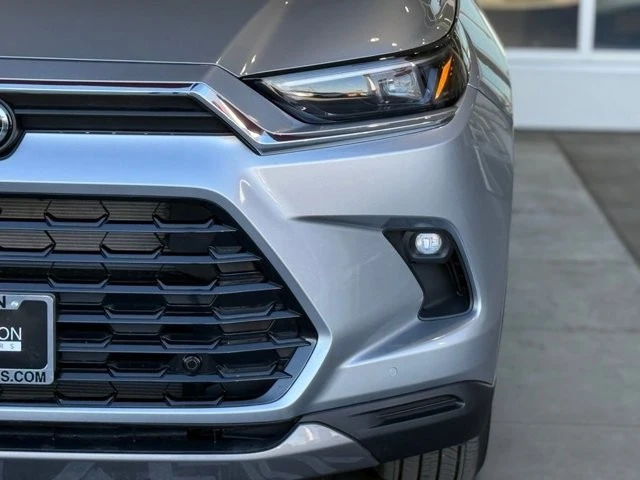 2024 Toyota Highlander - Image 5 of 12