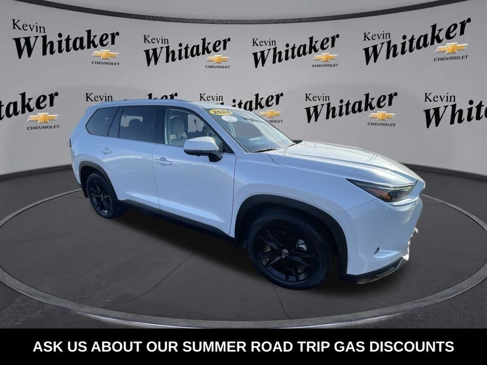 2024 Toyota Highlander - Image 2 of 31