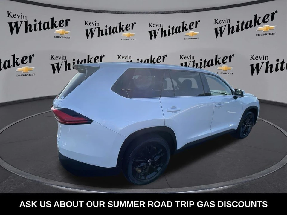 2024 Toyota Highlander - Image 9 of 31