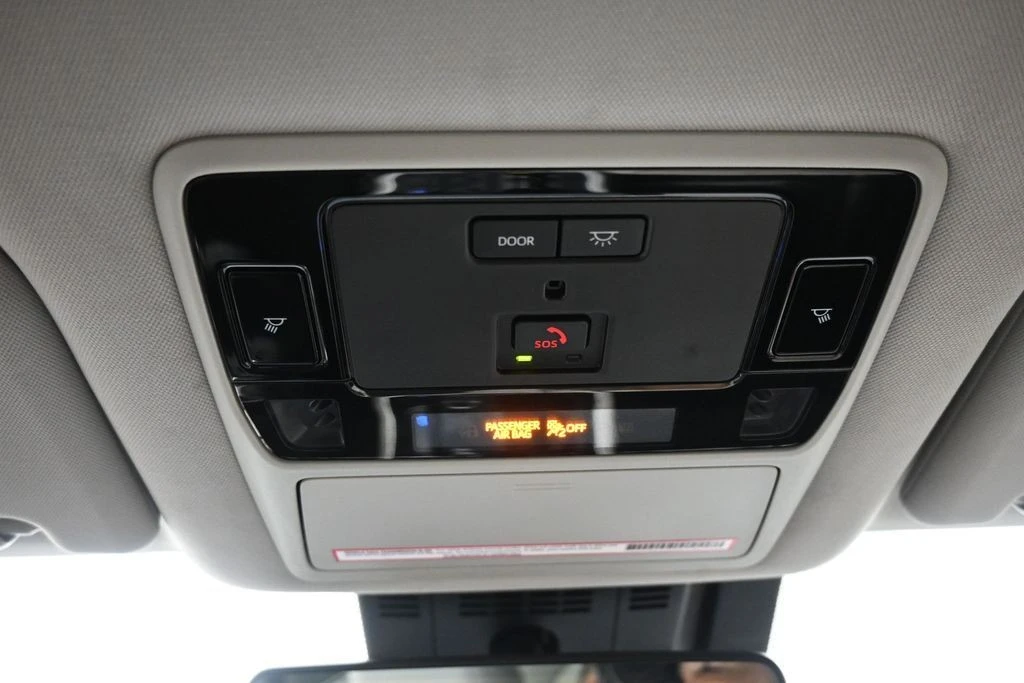 2024 Toyota Highlander - Image 17 of 31