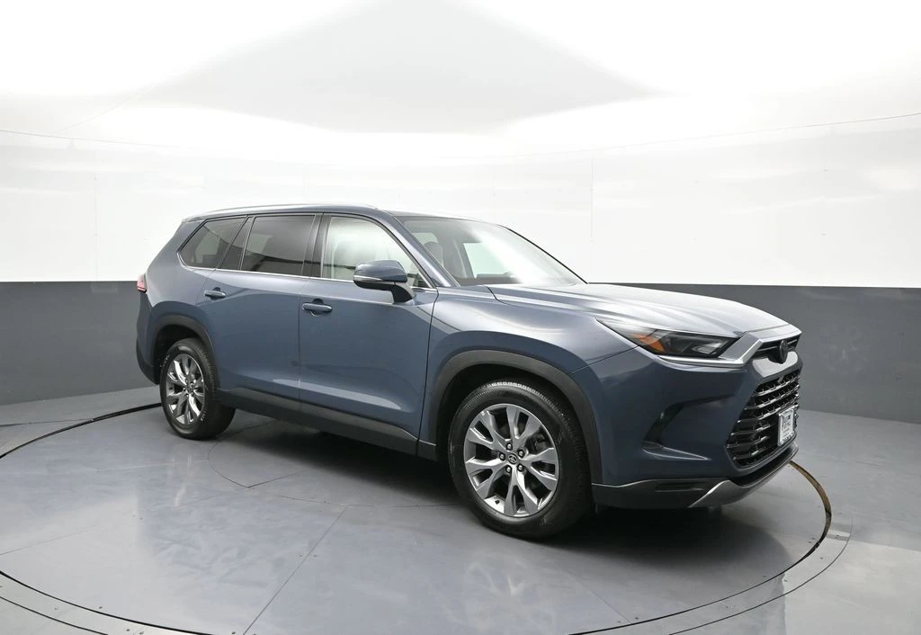 2024 Toyota Highlander - Image 4 of 31
