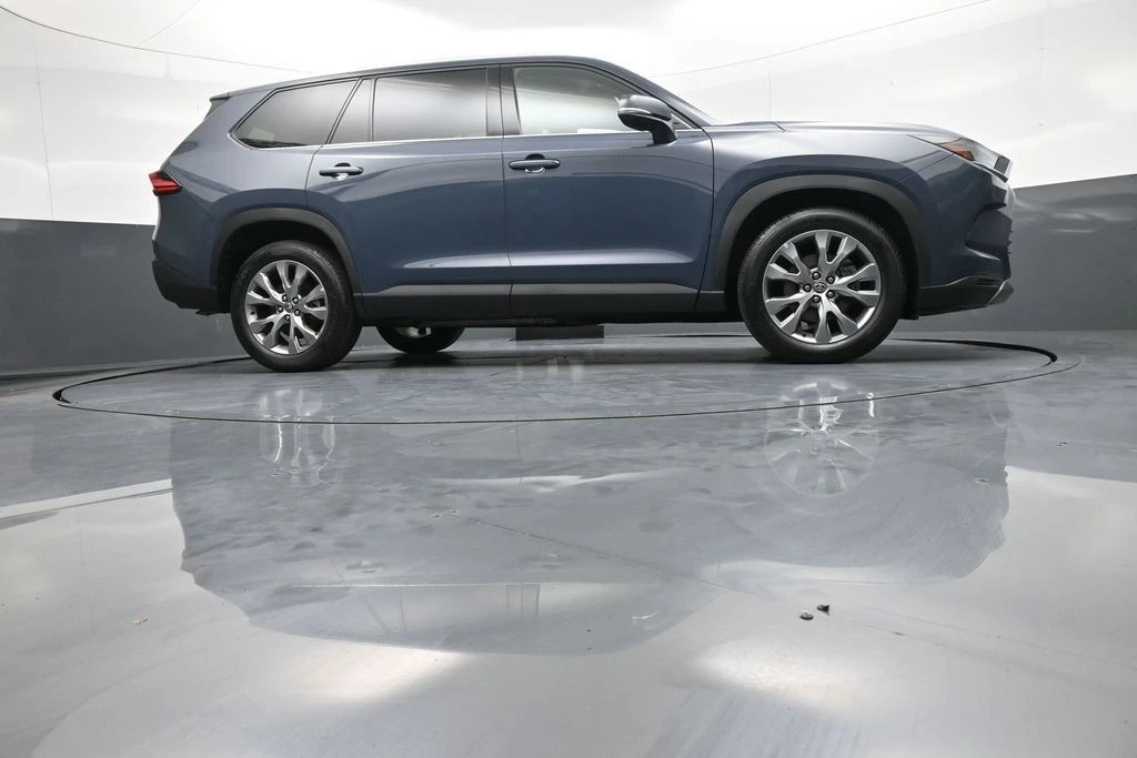 2024 Toyota Highlander - Image 30 of 31