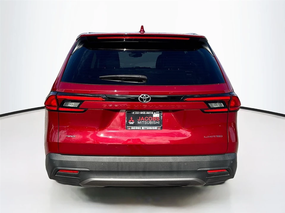 2024 Toyota Highlander - Image 6 of 21