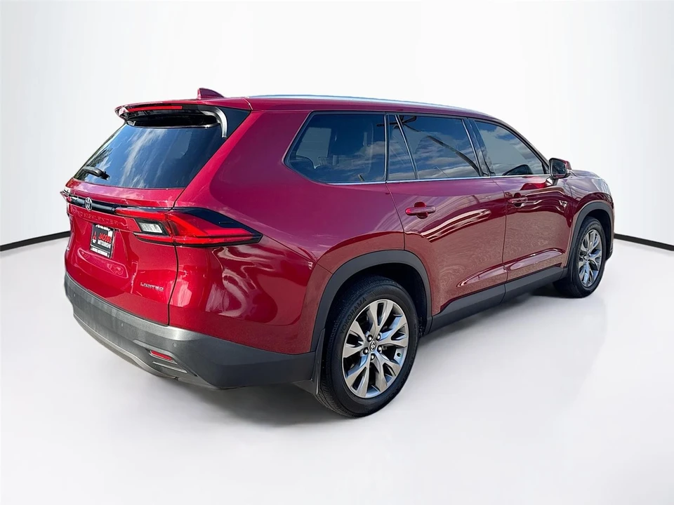 2024 Toyota Highlander - Image 7 of 21