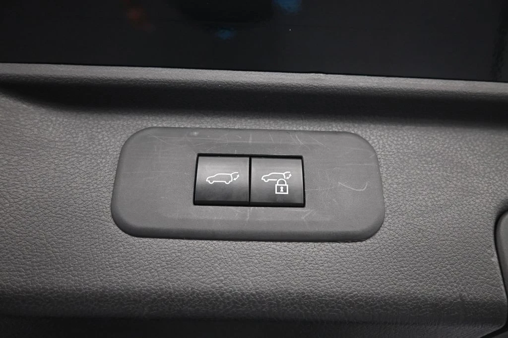 2024 Toyota Highlander - Image 23 of 31