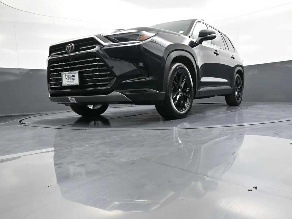 2024 Toyota Highlander - Image 27 of 31