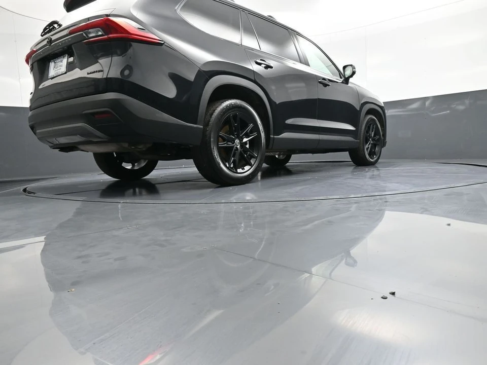 2024 Toyota Highlander - Image 31 of 31