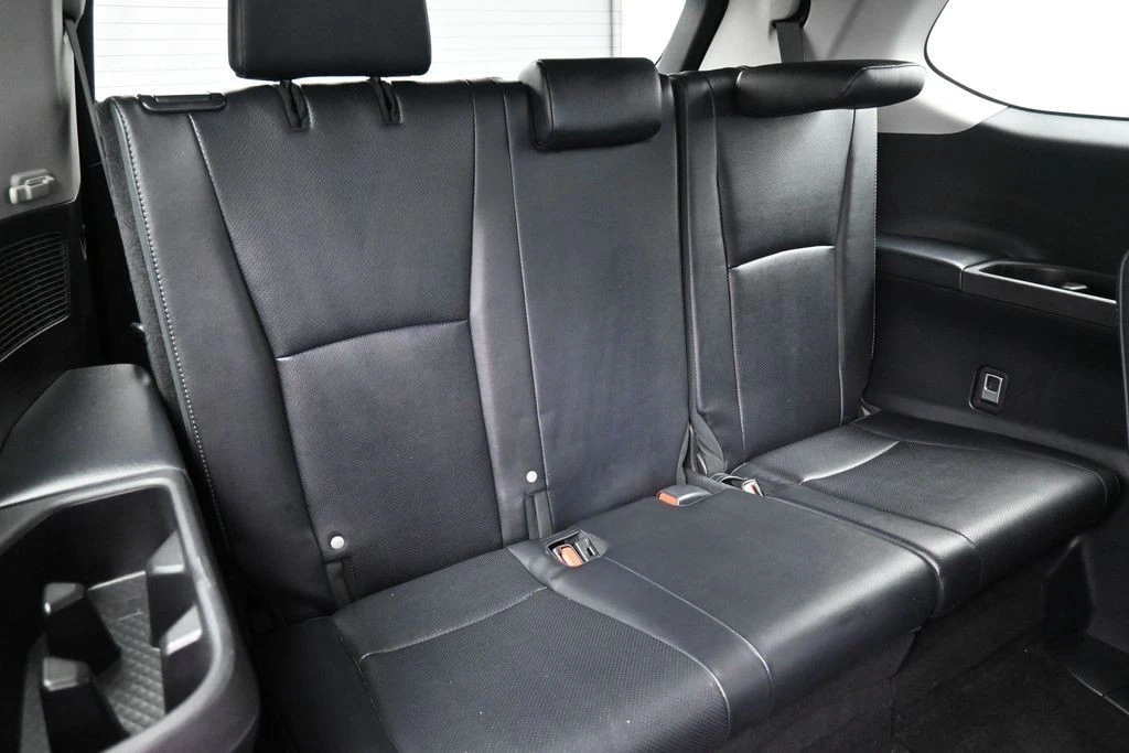 2024 Toyota Highlander - Image 24 of 31