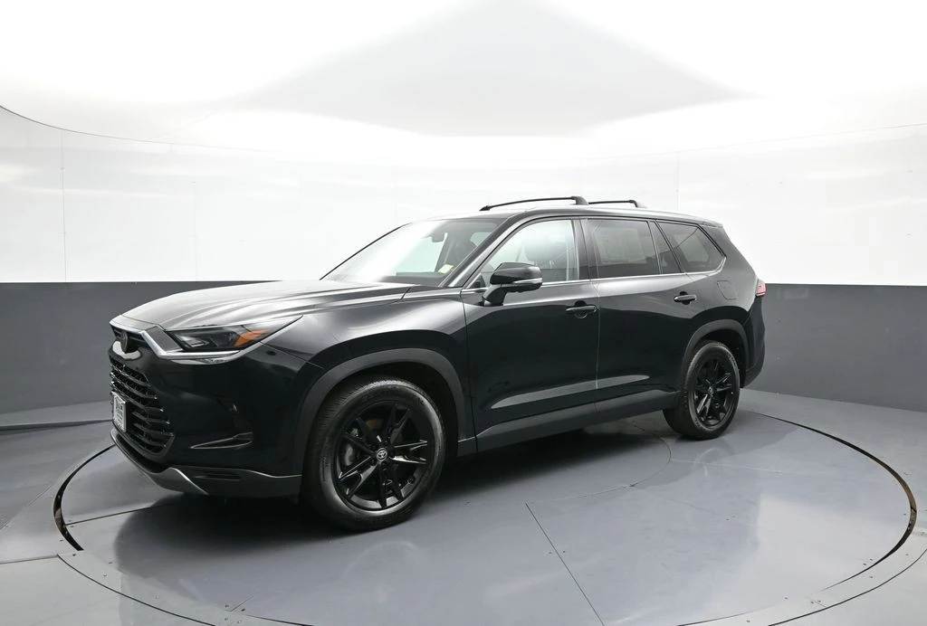 2024 Toyota Highlander - Image 10 of 31