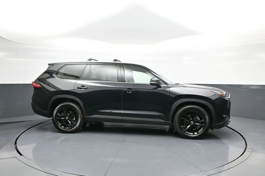 2024 Toyota Highlander - Image 5 of 31