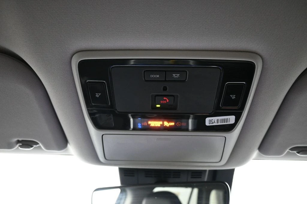 2024 Toyota Highlander - Image 17 of 31