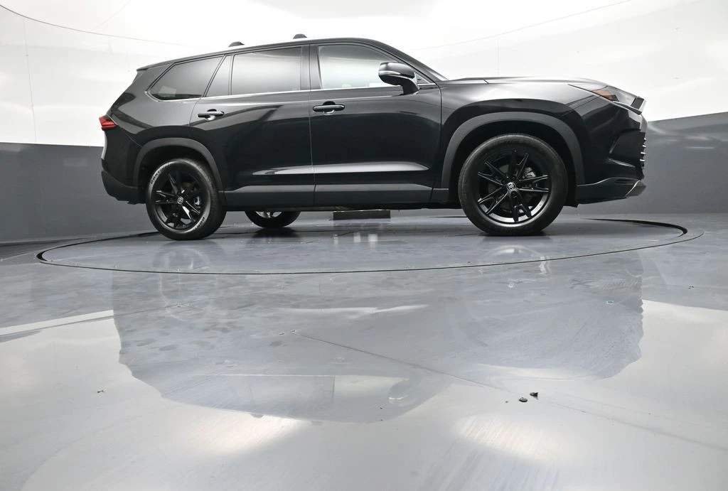 2024 Toyota Highlander - Image 30 of 31