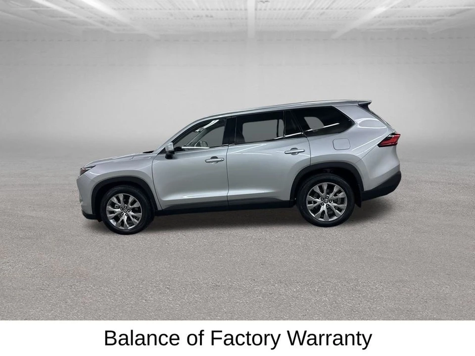 2024 Toyota Highlander - Image 8 of 31