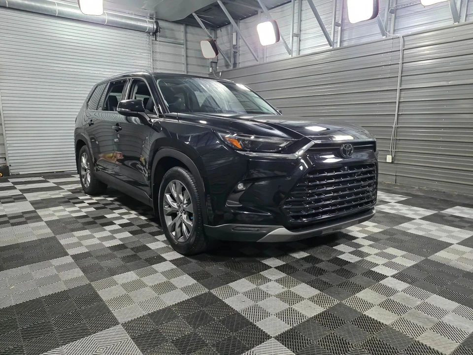 2024 Toyota Highlander - Image 4 of 12