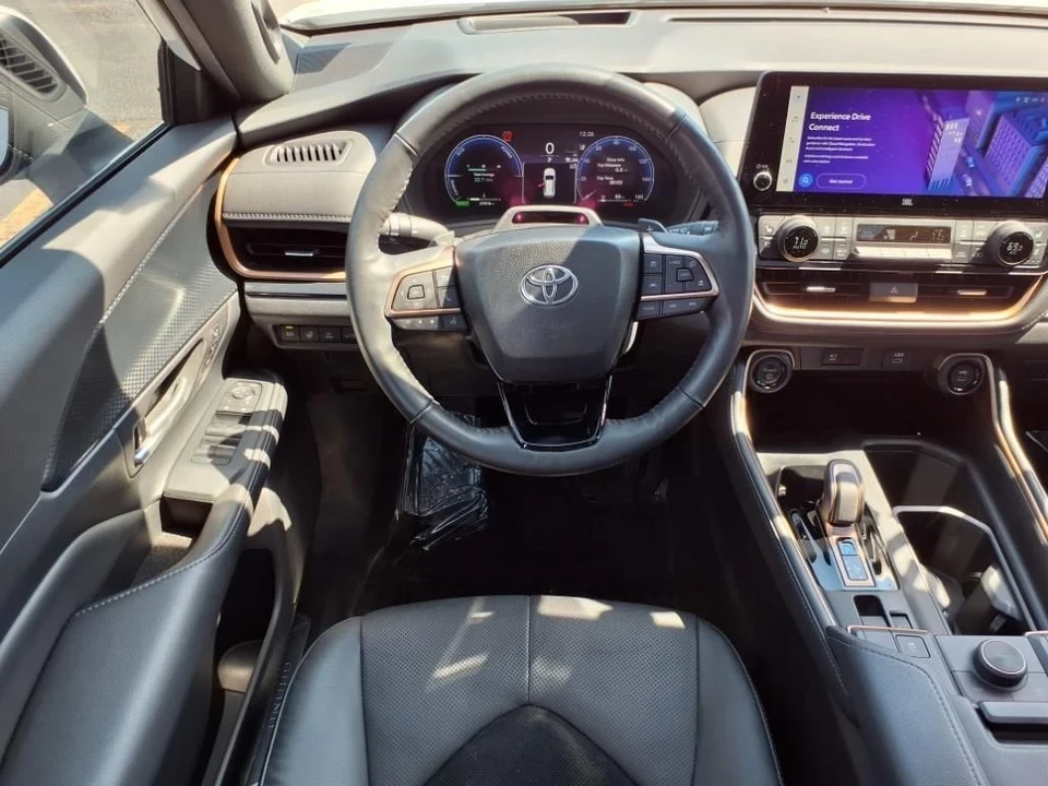2024 Toyota Highlander - Image 5 of 12