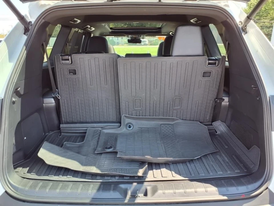 2024 Toyota Highlander - Image 14 of 20