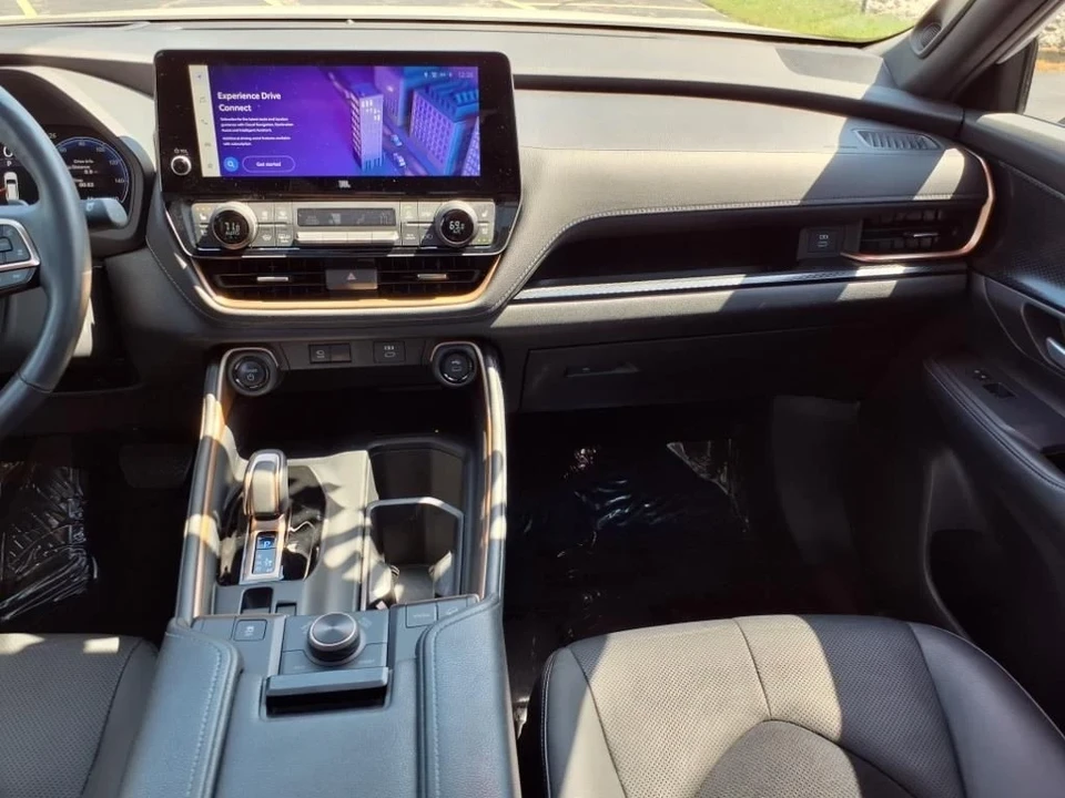 2024 Toyota Highlander - Image 6 of 20