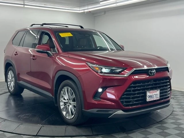 2024 Toyota Highlander - Image 3 of 16