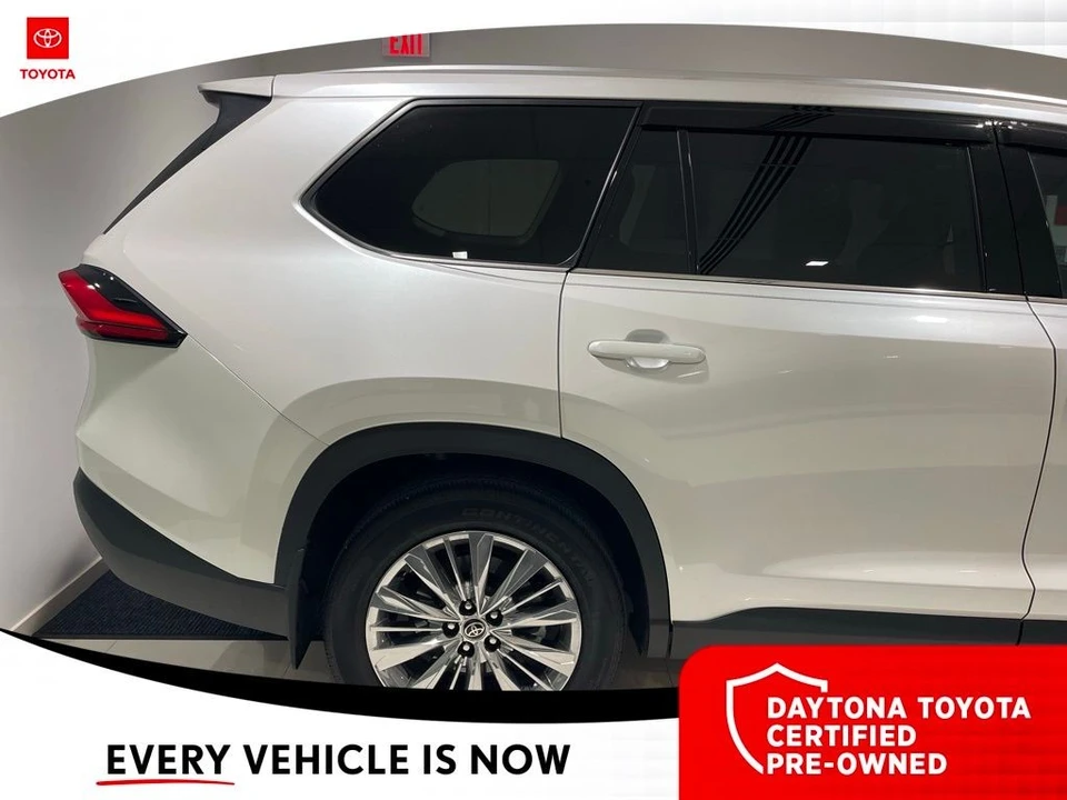 2024 Toyota Highlander - Image 4 of 10