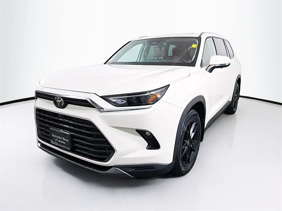 2024 Toyota Highlander - Image 3 of 12
