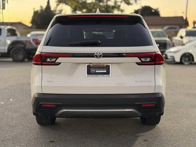 2024 Toyota Highlander - Image 11 of 12
