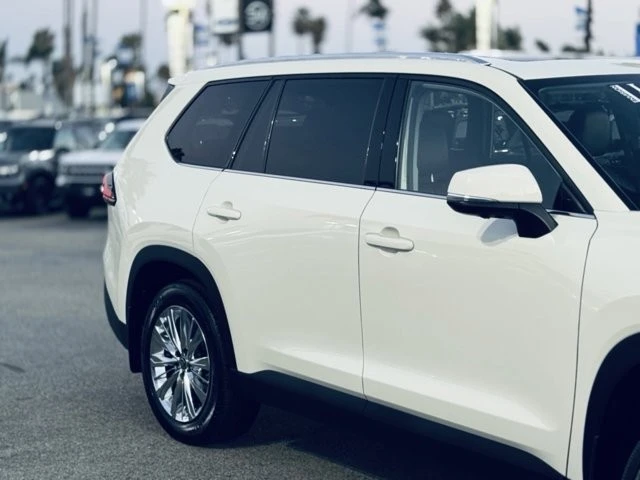 2024 Toyota Highlander - Image 5 of 12