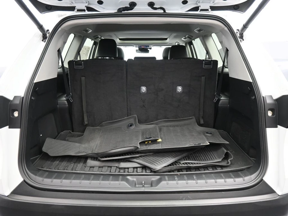 2024 Toyota Highlander - Image 23 of 31