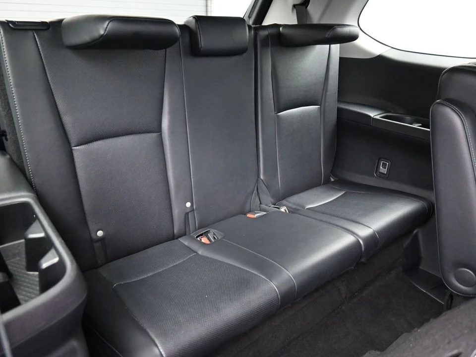 2024 Toyota Highlander - Image 25 of 31