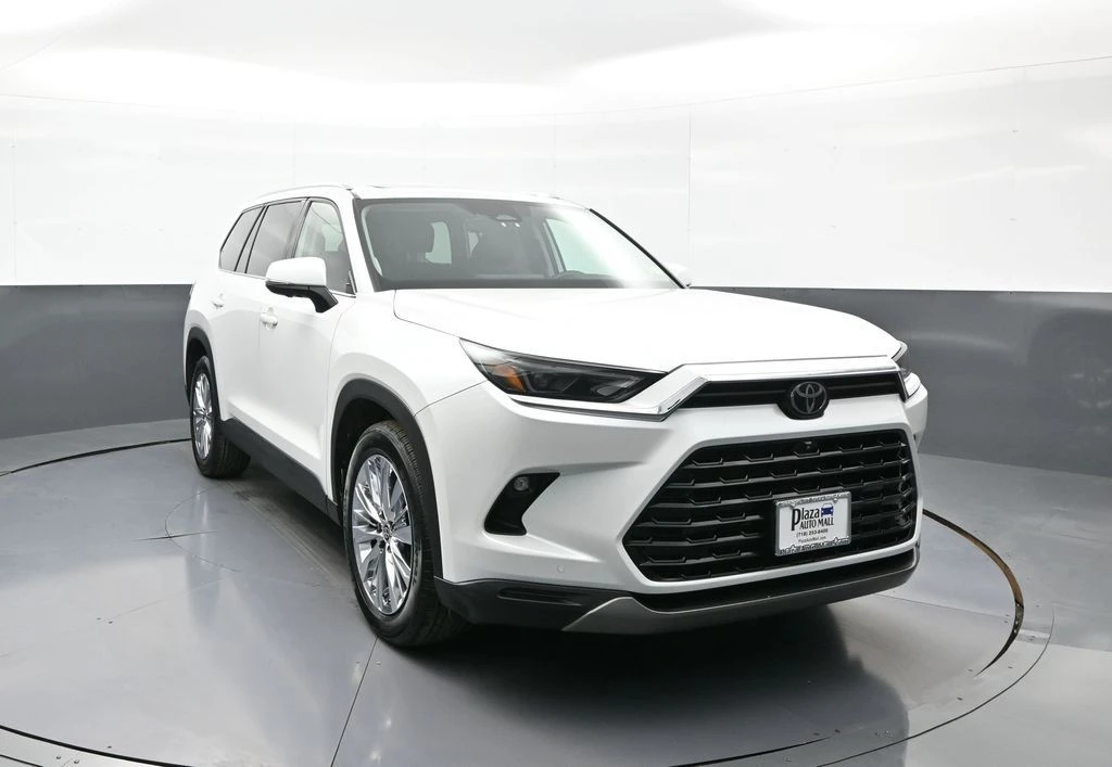 2024 Toyota Highlander - Image 3 of 31