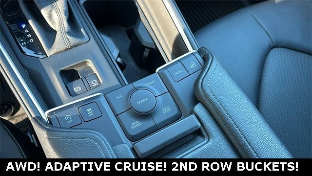 2024 Toyota Highlander - Image 18 of 20