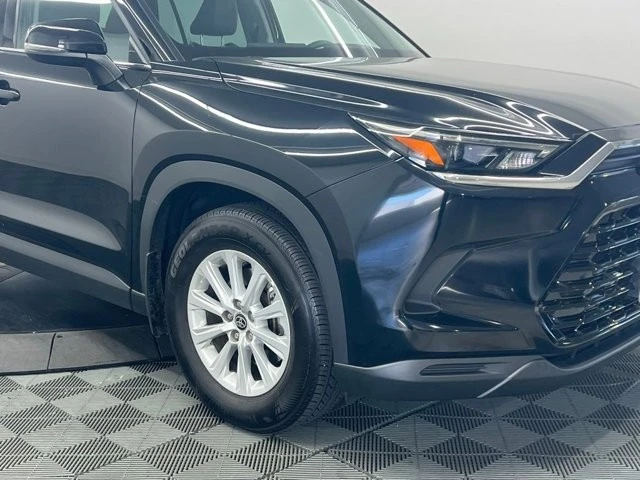 2024 Toyota Highlander - Image 6 of 10