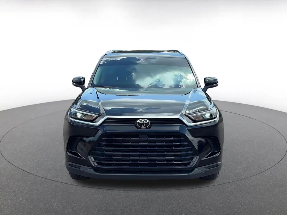 2024 Toyota Highlander - Image 4 of 31