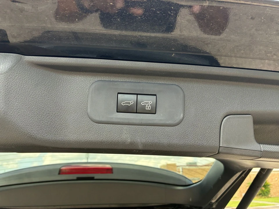 2024 Toyota Highlander - Image 25 of 31